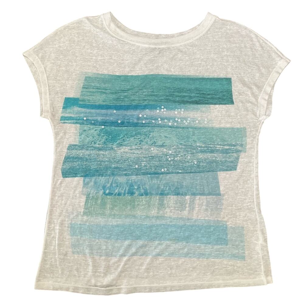 Daisy Fuentes White and Blue Graphic Ocean Sequin T-Shirt Size Large
